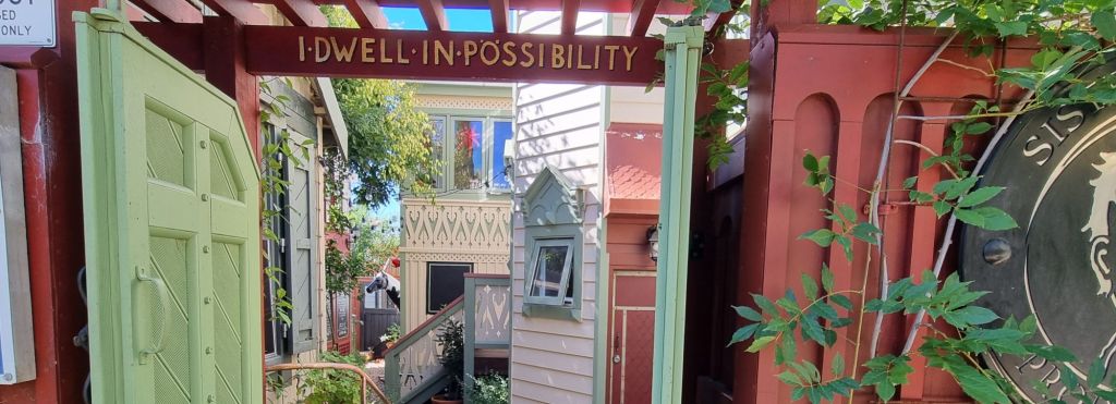 Sister George side entry